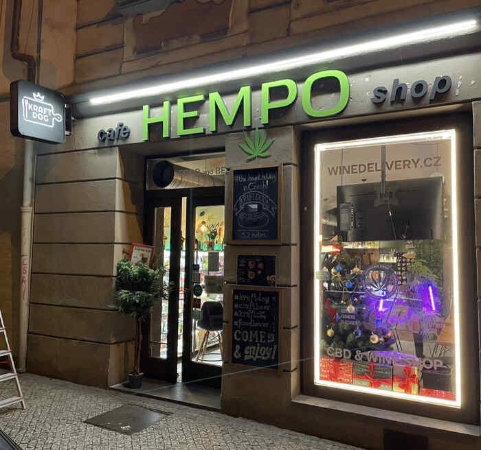 Kratom, HHC osobní odběr Praha Spálena