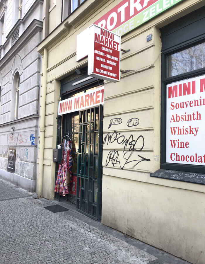 Kratom, HHC osobní odběr Praha Klimentská