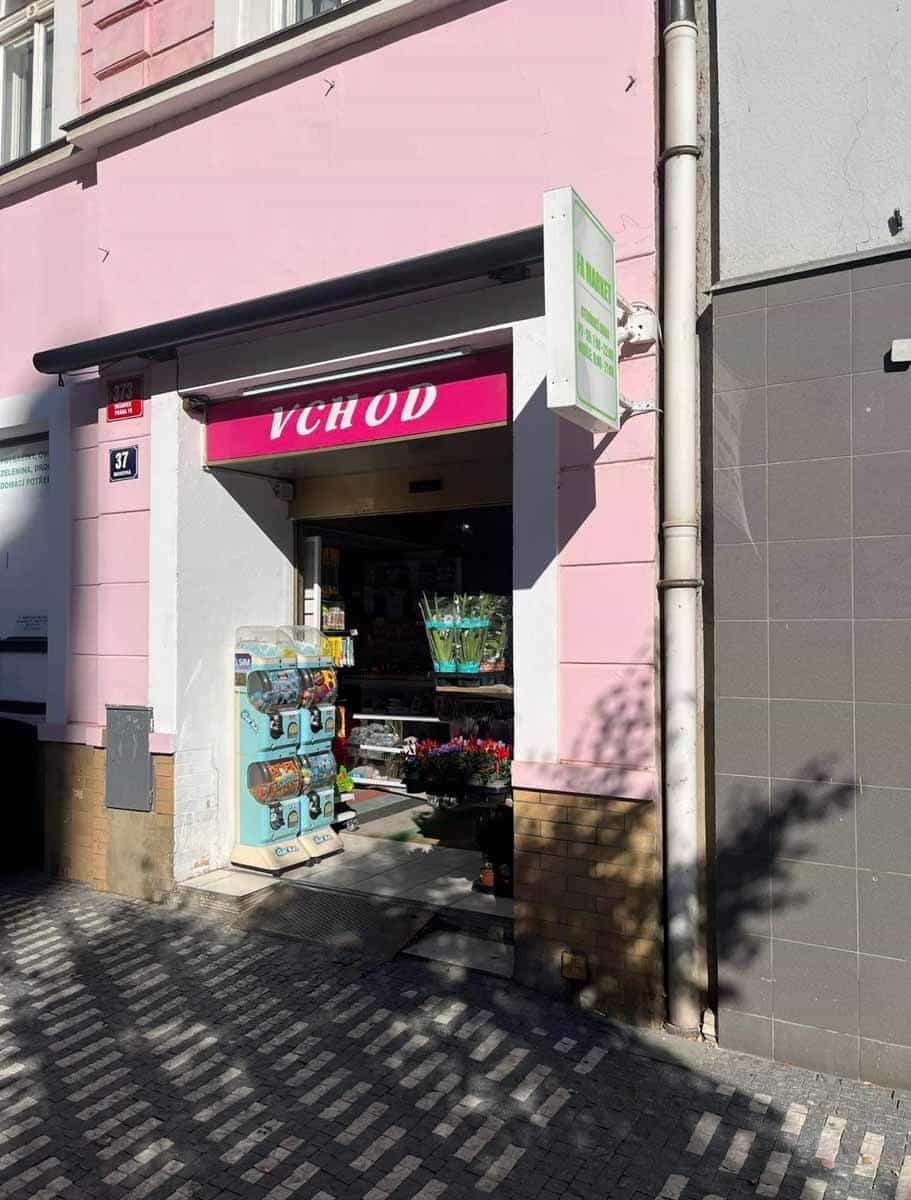 Kratom World Prodejna kratomu v praze minimarket moskevská kratom prodej cbd hhc