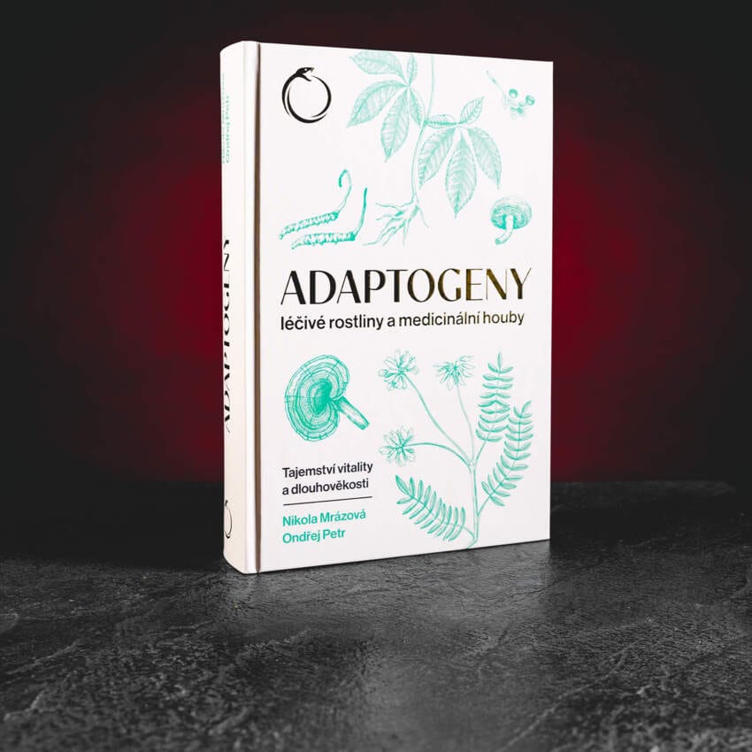 Kniha Adaptogeny – léčivé rostliny a medicinální houby, tajemství vitality a dlouhověkosti, ucelený průvodce adaptogeny propojující tradiční léčebné systémy s moderní vědou, autoři Nikola Mrázová a Ondřej Petr, 452 stran, první vydání 2025, kniha o vitalitě, odolnosti vůči stresu, dlouhověkosti a harmonii těla i mysli Kratom World
